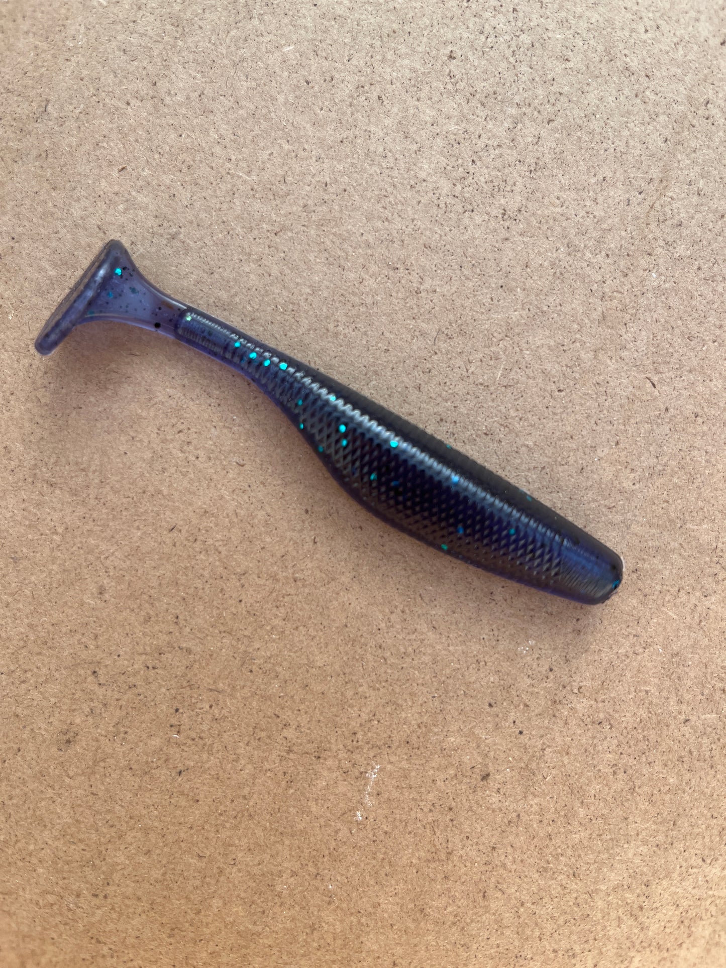 June Bug 3.75 Inch Paddle Tail ( Pack of 8 )